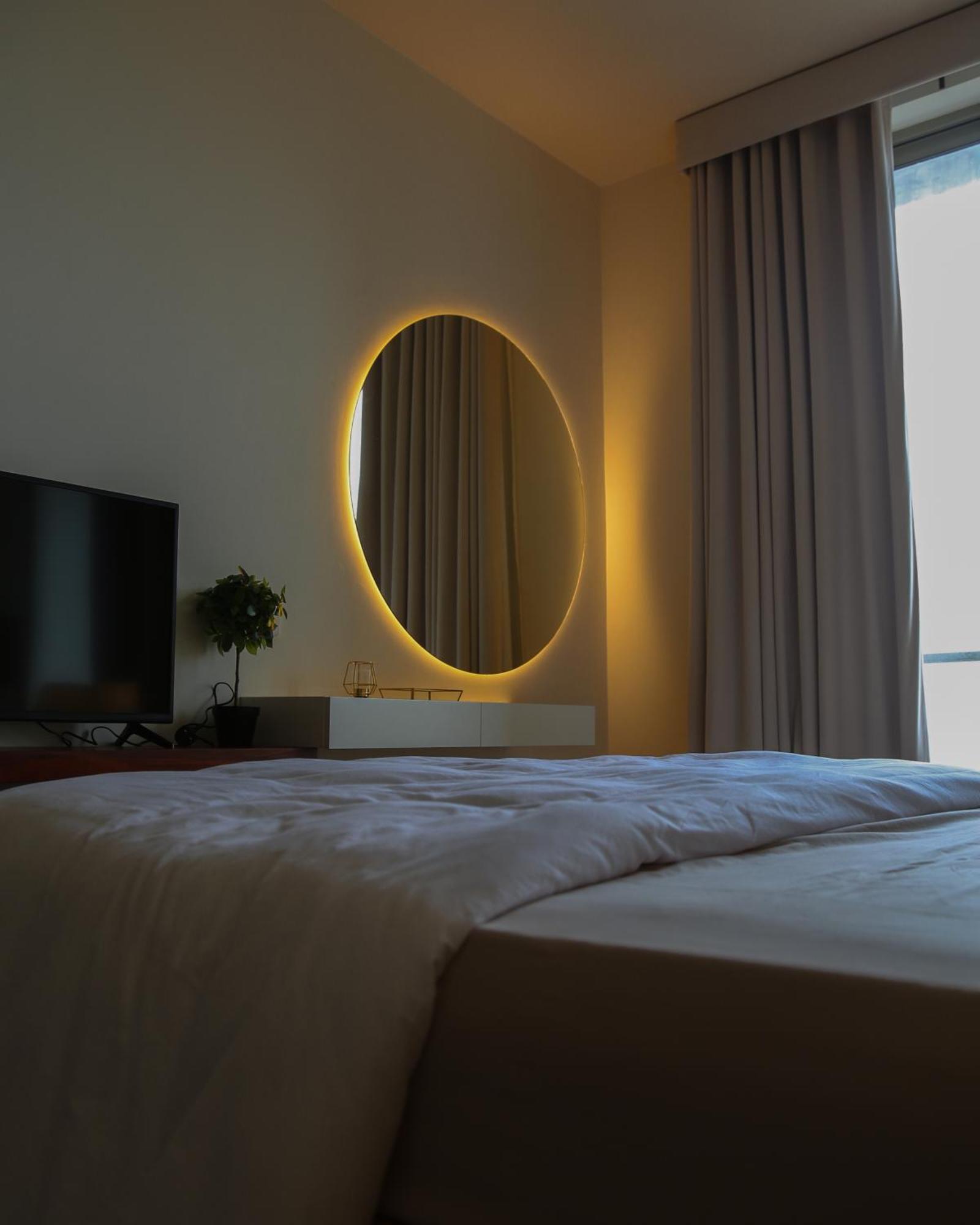 The Grand Ward Place - 7 Apartment *